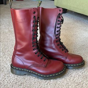 14 eyelet Oxblood Dr. Martens